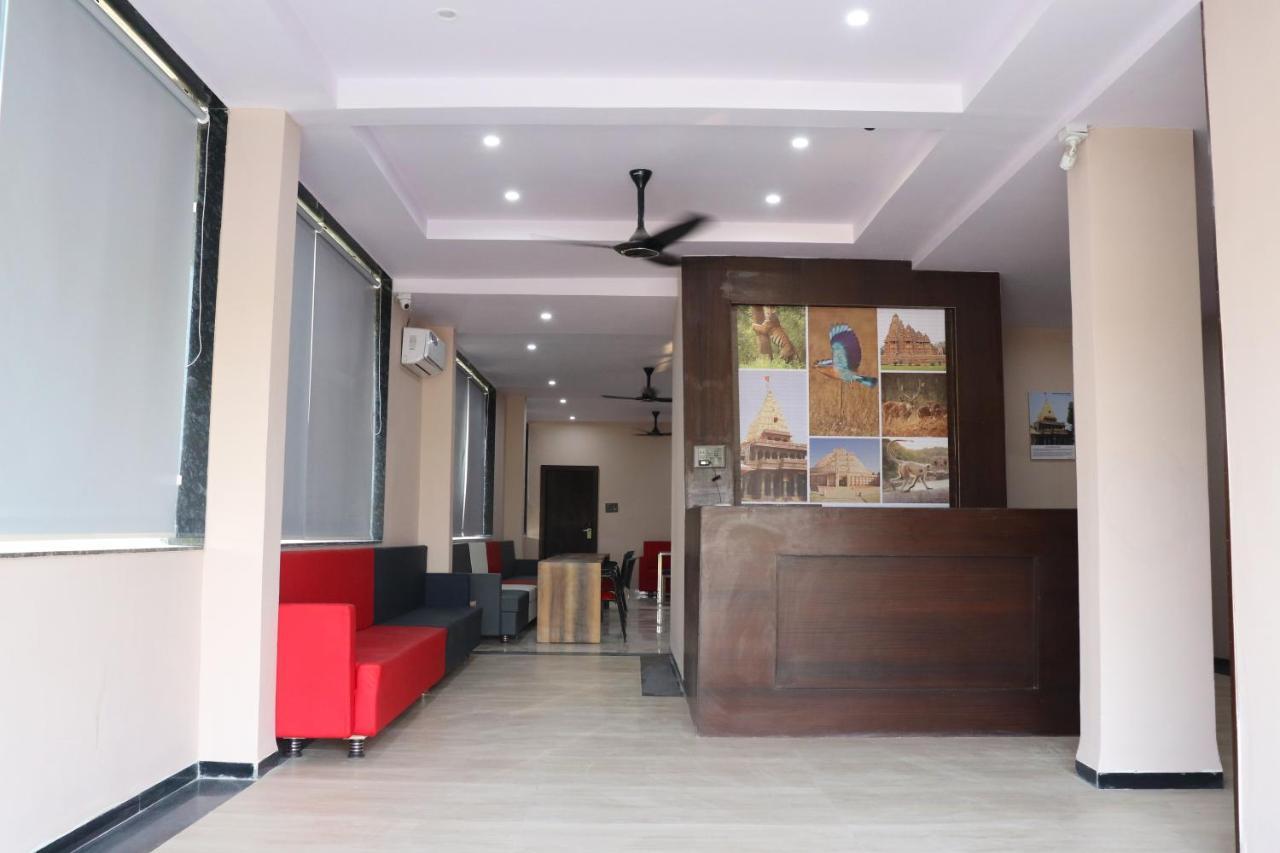 Pat Hotels Индаур Экстерьер фото